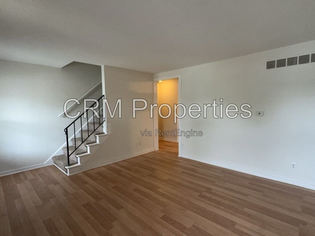 10049 HAWKINS CT. INDIANAPOLIS property image