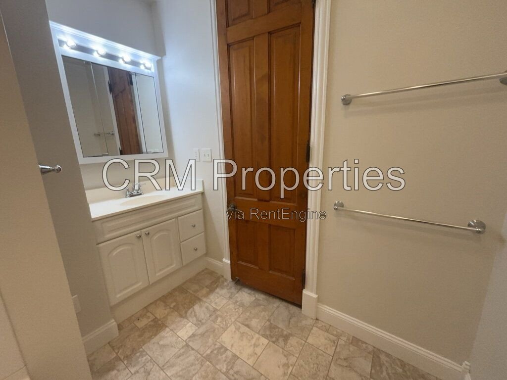 822 W MULBERRY ST. APT 1, KOKOMO property image