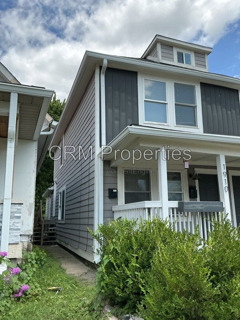 1910 LEXINGTON AVE. UNIT B, INDIANAPOLIS property image