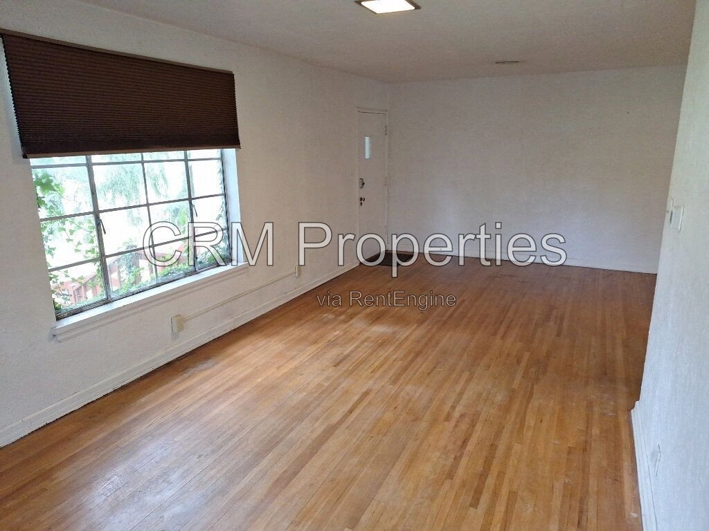 2101 N WHEELING AVE. APT 2, MUNCIE property image