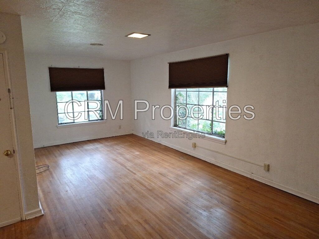 2101 N WHEELING AVE. APT 2, MUNCIE property image