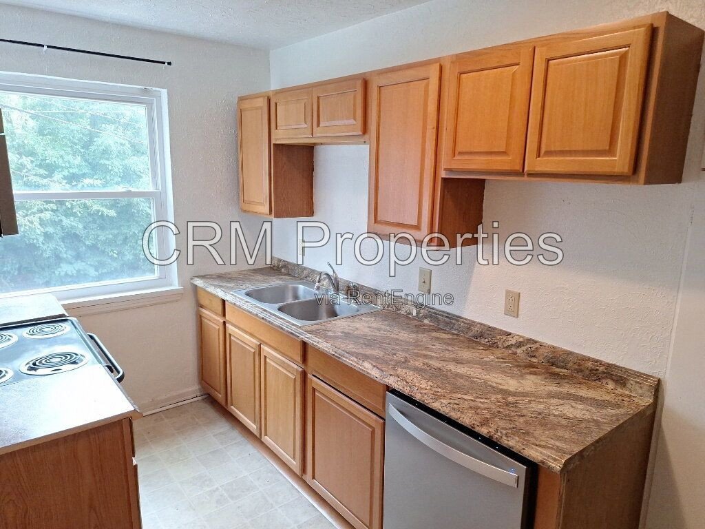 2101 N WHEELING AVE. APT 2, MUNCIE property image