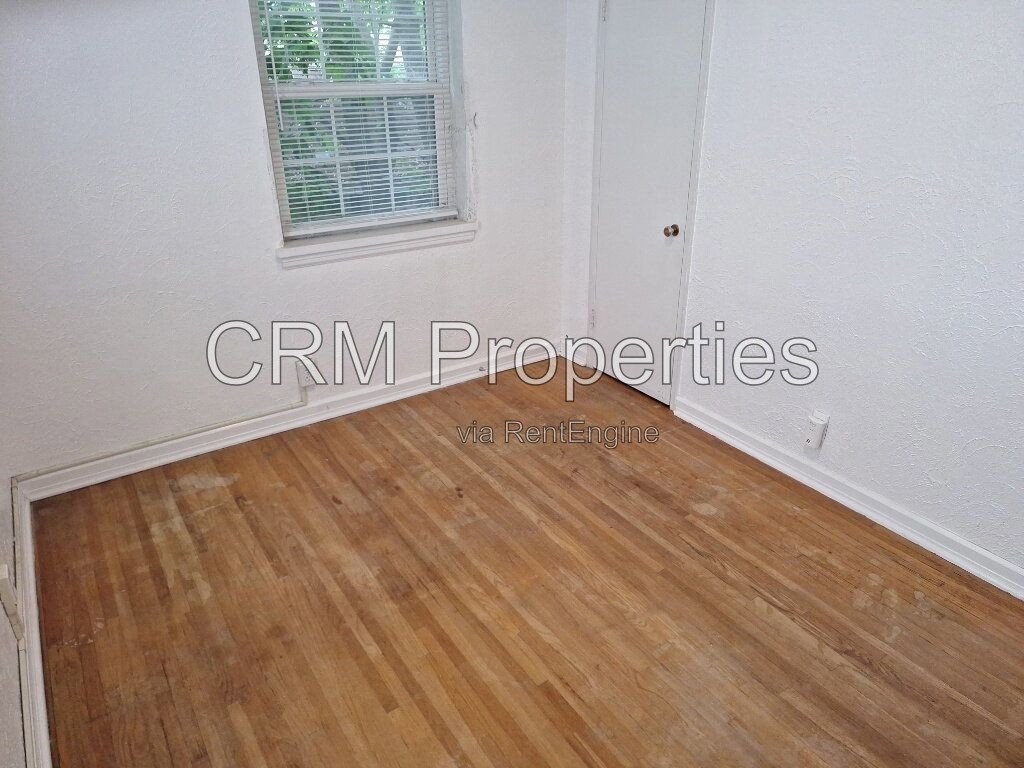 2101 N WHEELING AVE. APT 2, MUNCIE property image