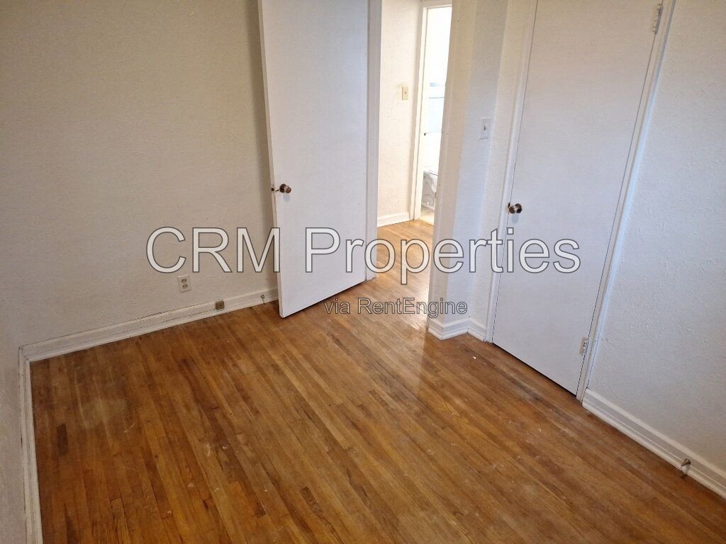 2101 N WHEELING AVE. APT 2, MUNCIE property image