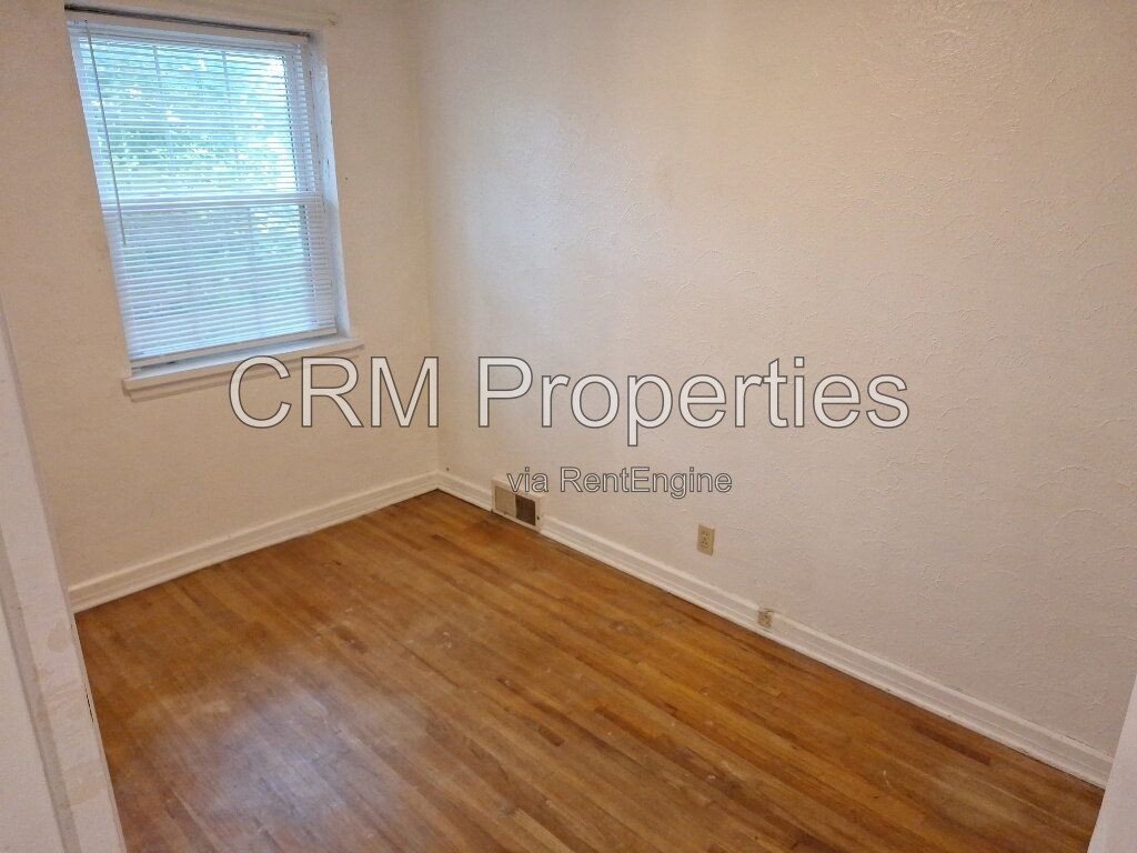 2101 N WHEELING AVE. APT 2, MUNCIE property image