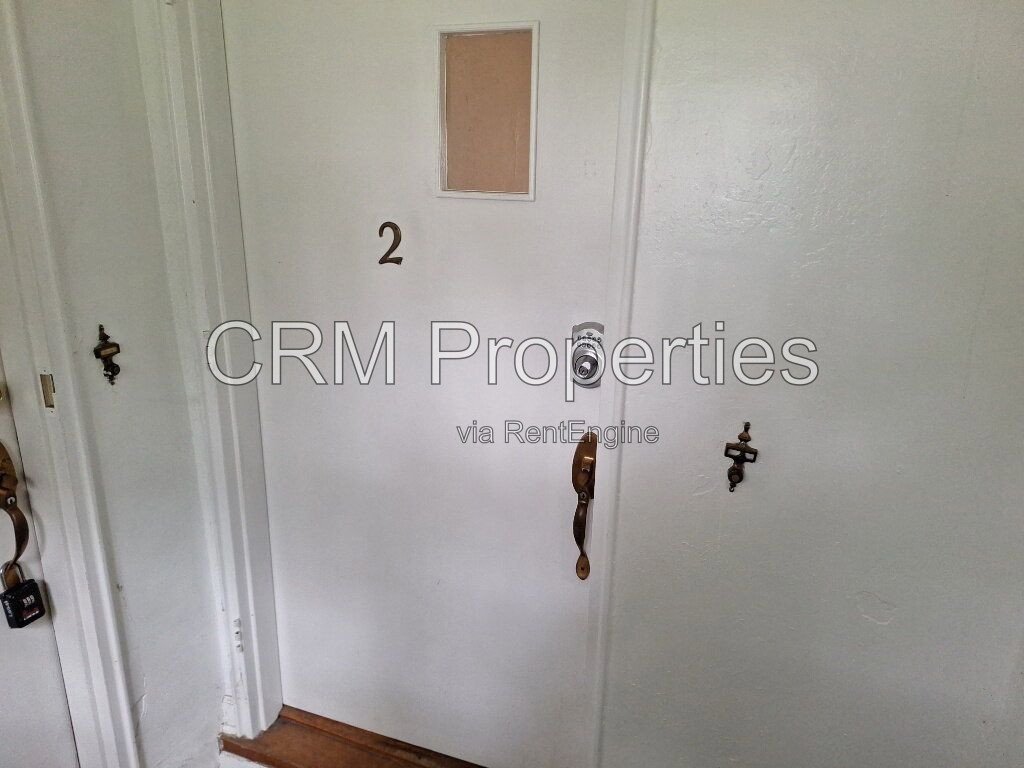 2101 N WHEELING AVE. APT 2, MUNCIE property image