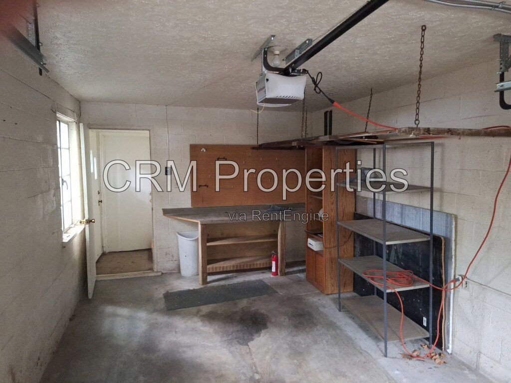 2101 N WHEELING AVE. APT 2, MUNCIE property image