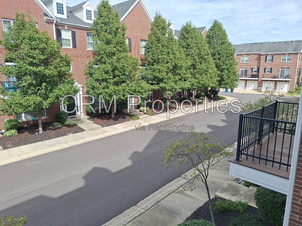 8250 ETHAN DR. FISHERS property image