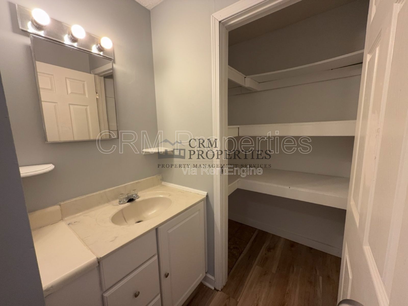 1528 E GIMBER ST. INDIANAPOLIS property image