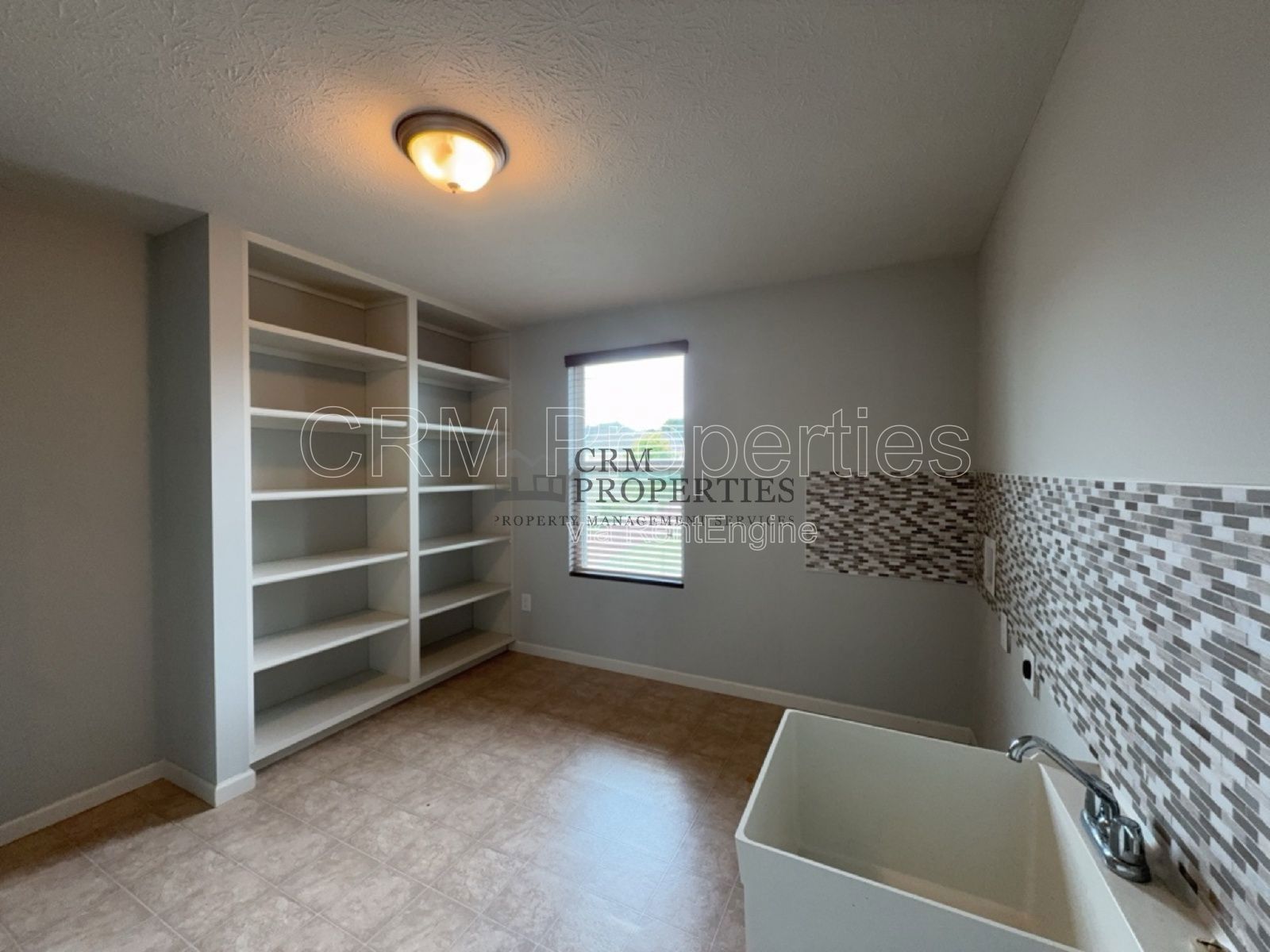 13213 ISLE OF MAN WAY, FISHERS property image