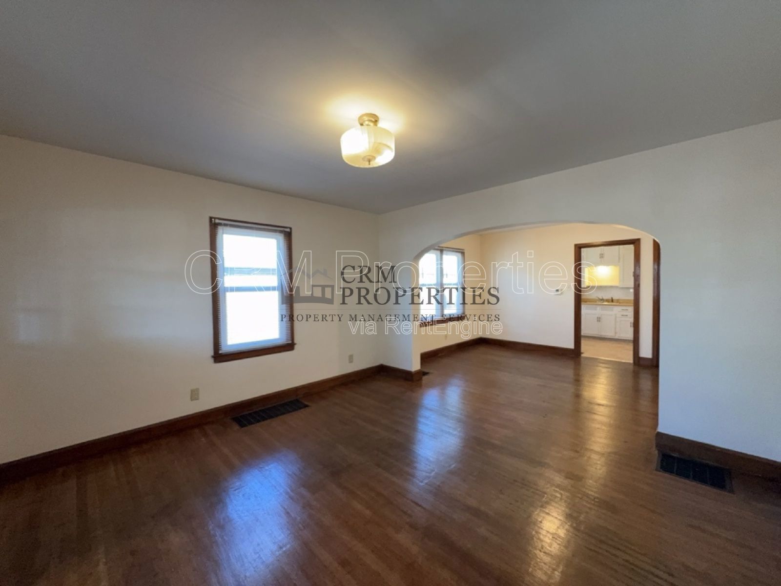 933 N LINWOOD AVE, INDIANAPOLIS property image