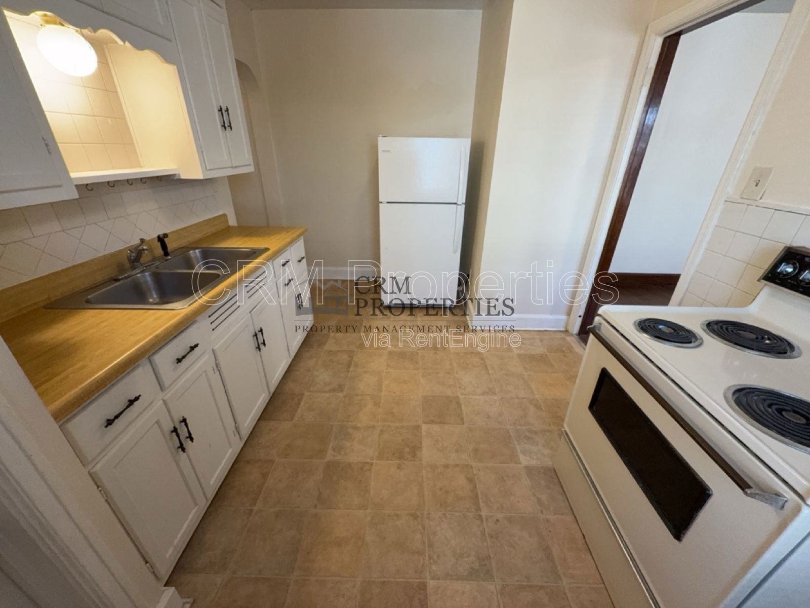 933 N LINWOOD AVE, INDIANAPOLIS property image