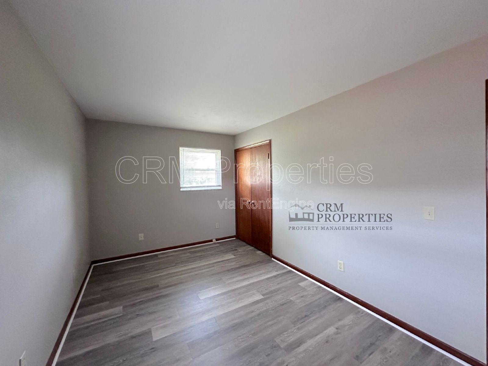 9207 E 12TH ST, INDIANAPOLIS property image