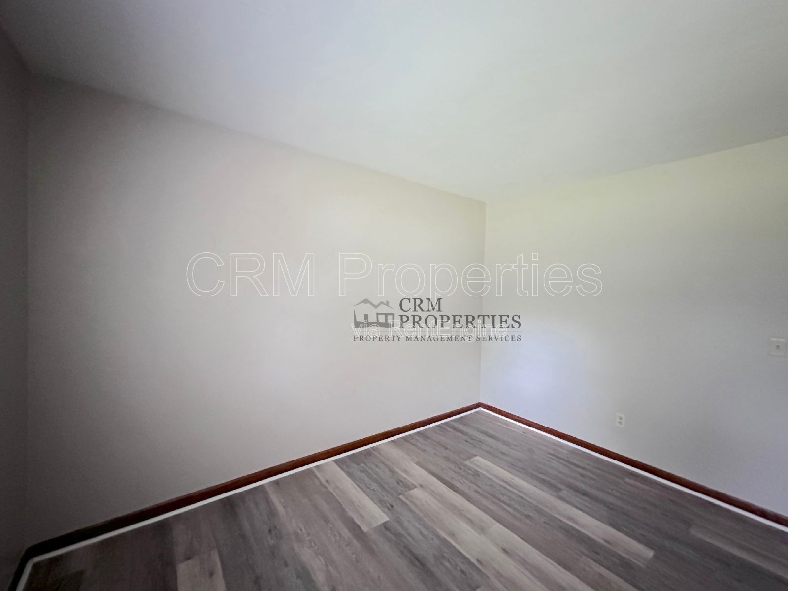 9207 E 12TH ST, INDIANAPOLIS property image