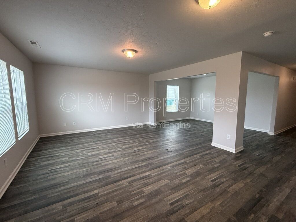 2618 W KINGS CANYON DR. MUNCIE property image