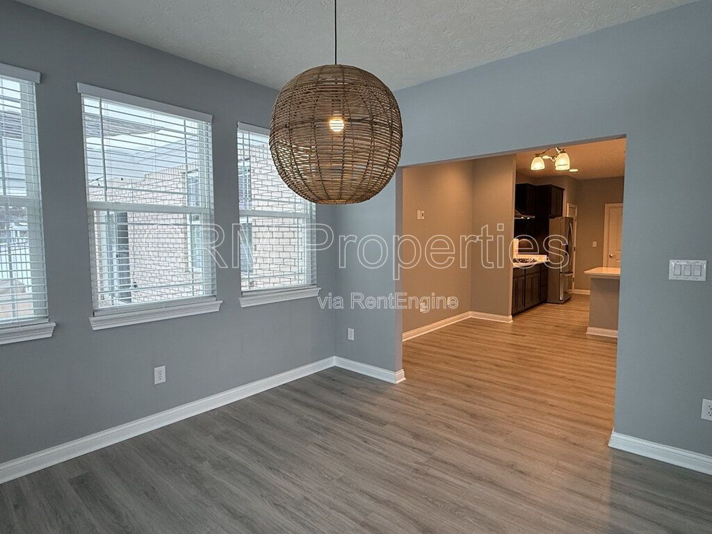 6336 FILLY CIR. INDIANAPOLIS property image