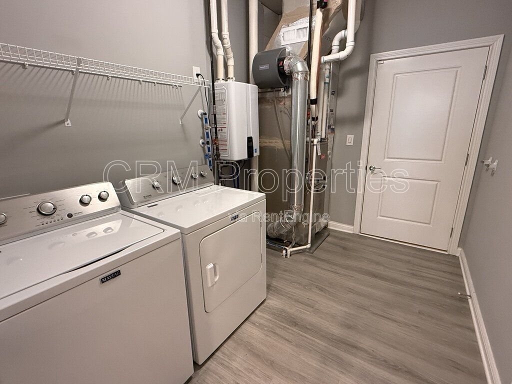 6336 FILLY CIR. INDIANAPOLIS property image