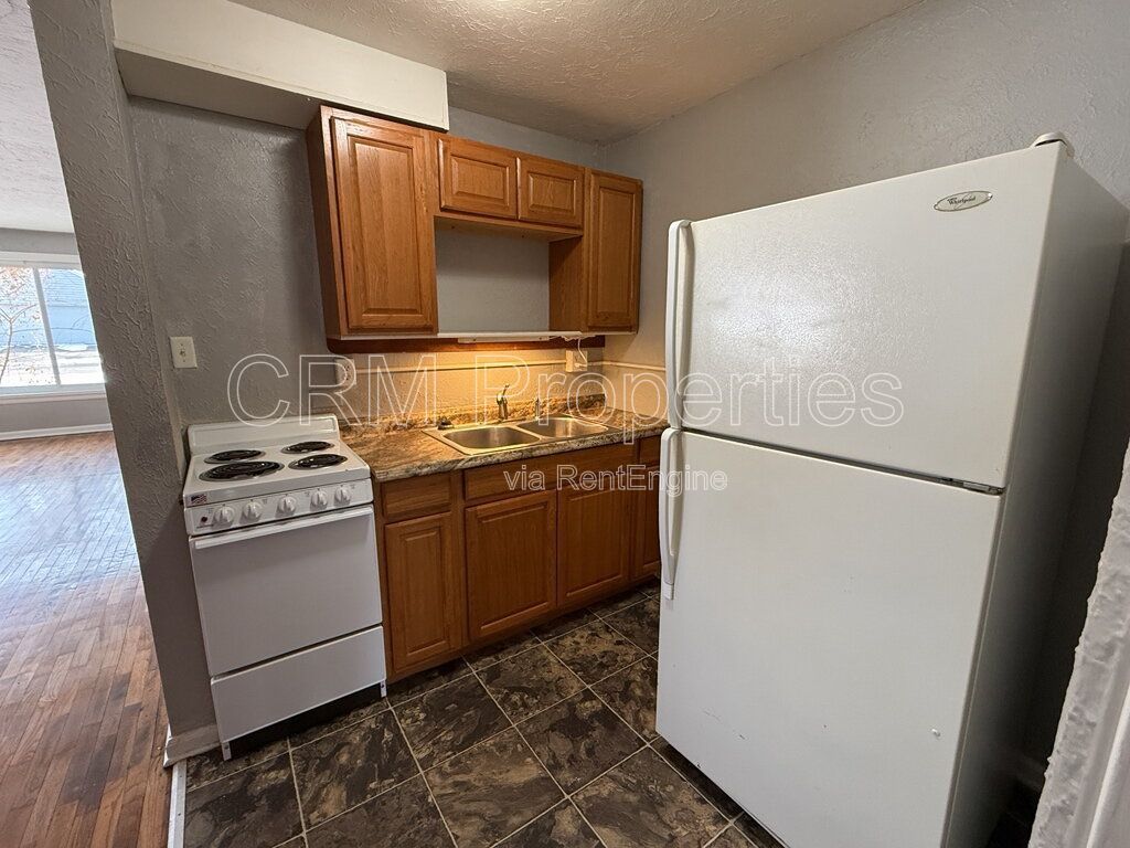 2101 N WHEELING AVE. APT 4, MUNCIE property image