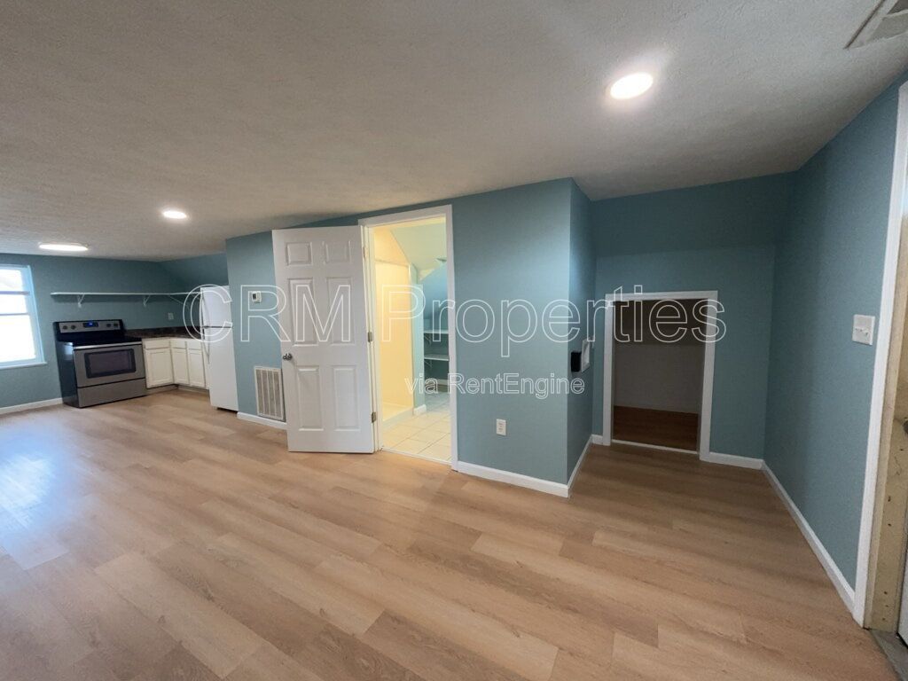 1110 N APPERSON WAY, UNIT B, KOKOMO, IN property image