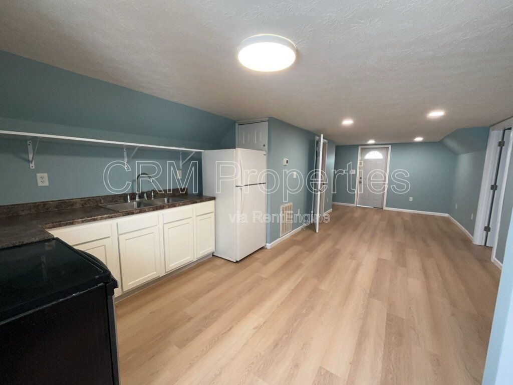 1110 N APPERSON WAY, UNIT B, KOKOMO, IN property image