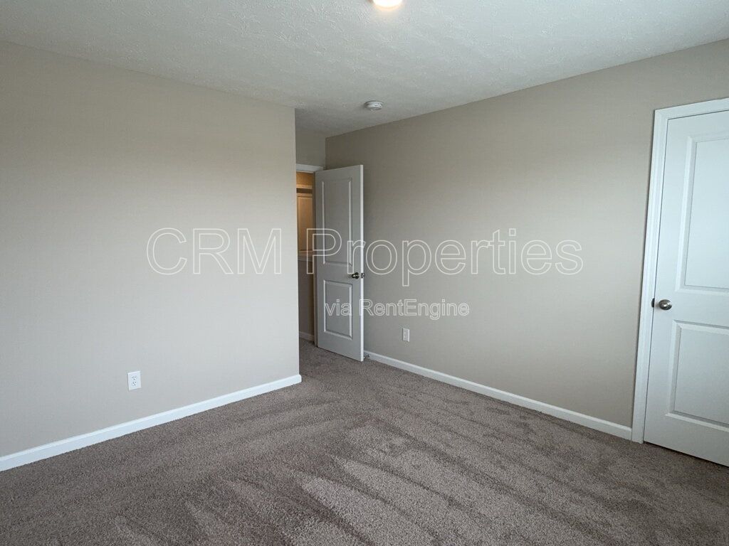 8862 BLACKBURN ST. FORTVILLE, IN property image