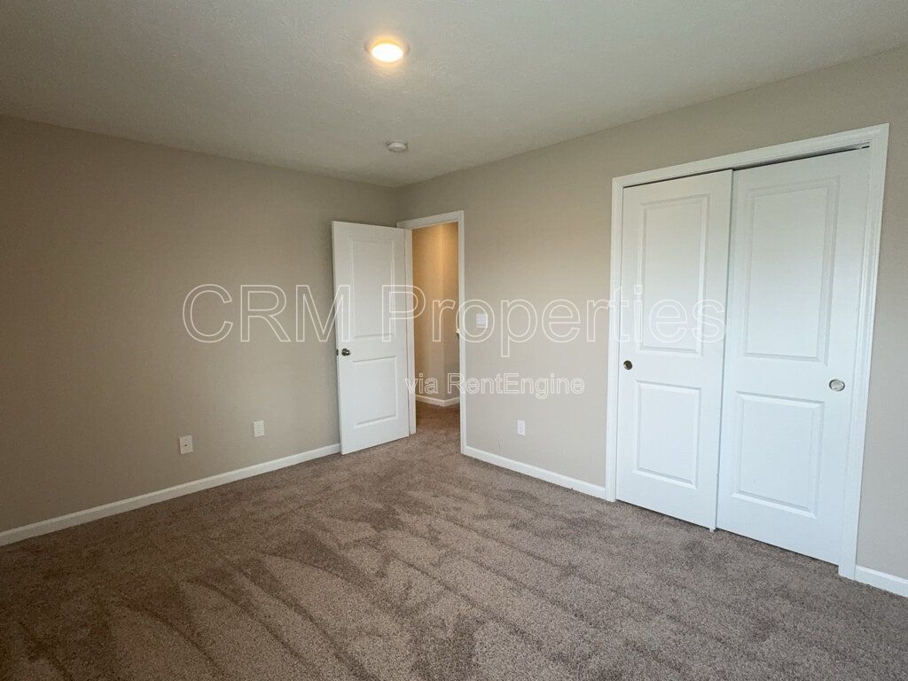 8862 BLACKBURN ST. FORTVILLE, IN property image