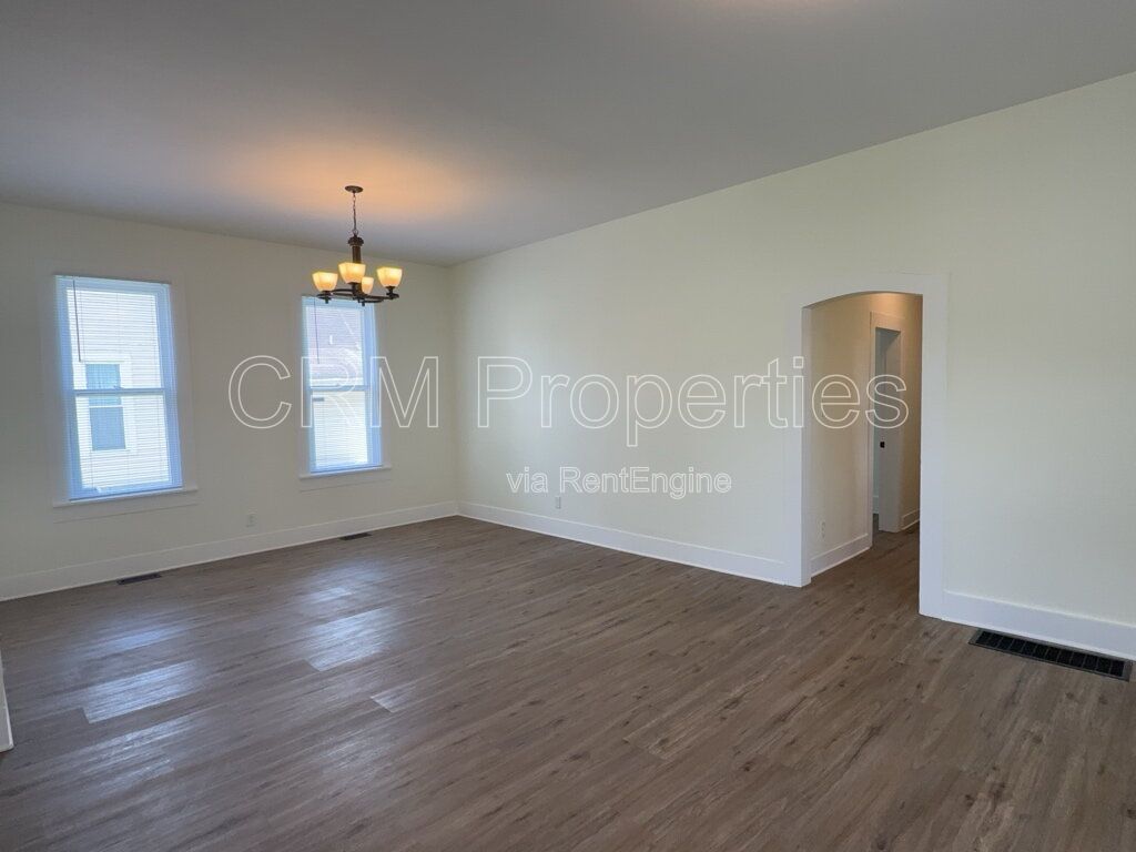 1339 DIVISION ST. NOBLESVILLE property image