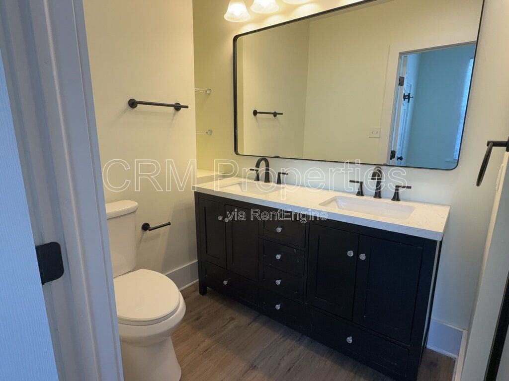1339 DIVISION ST. NOBLESVILLE property image