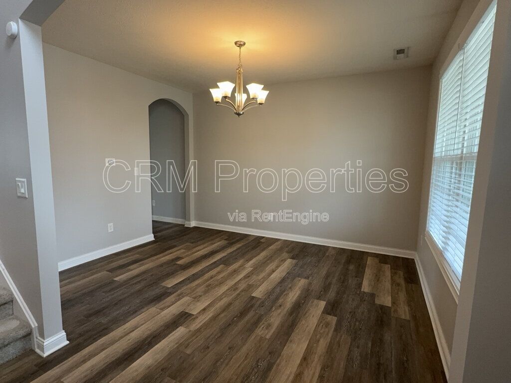 6311 BURGIN DR. WHITESTOWN property image