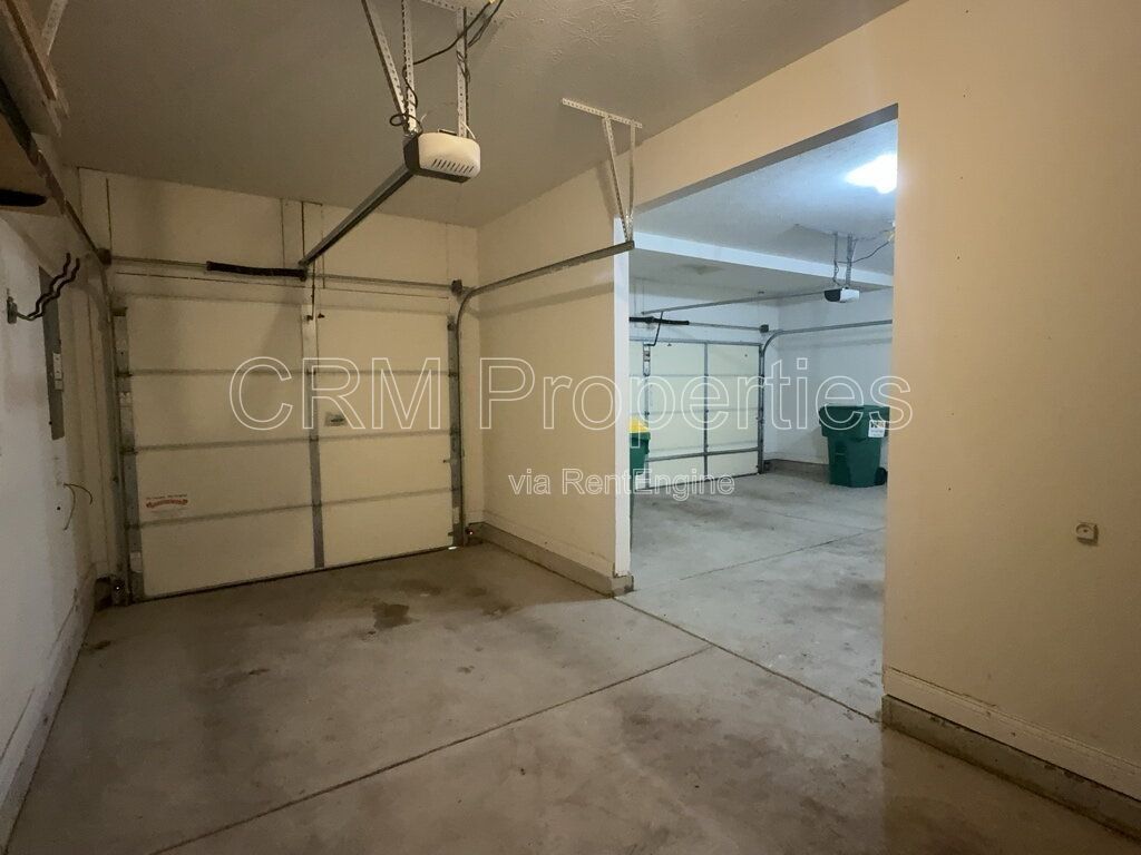 6311 BURGIN DR. WHITESTOWN property image