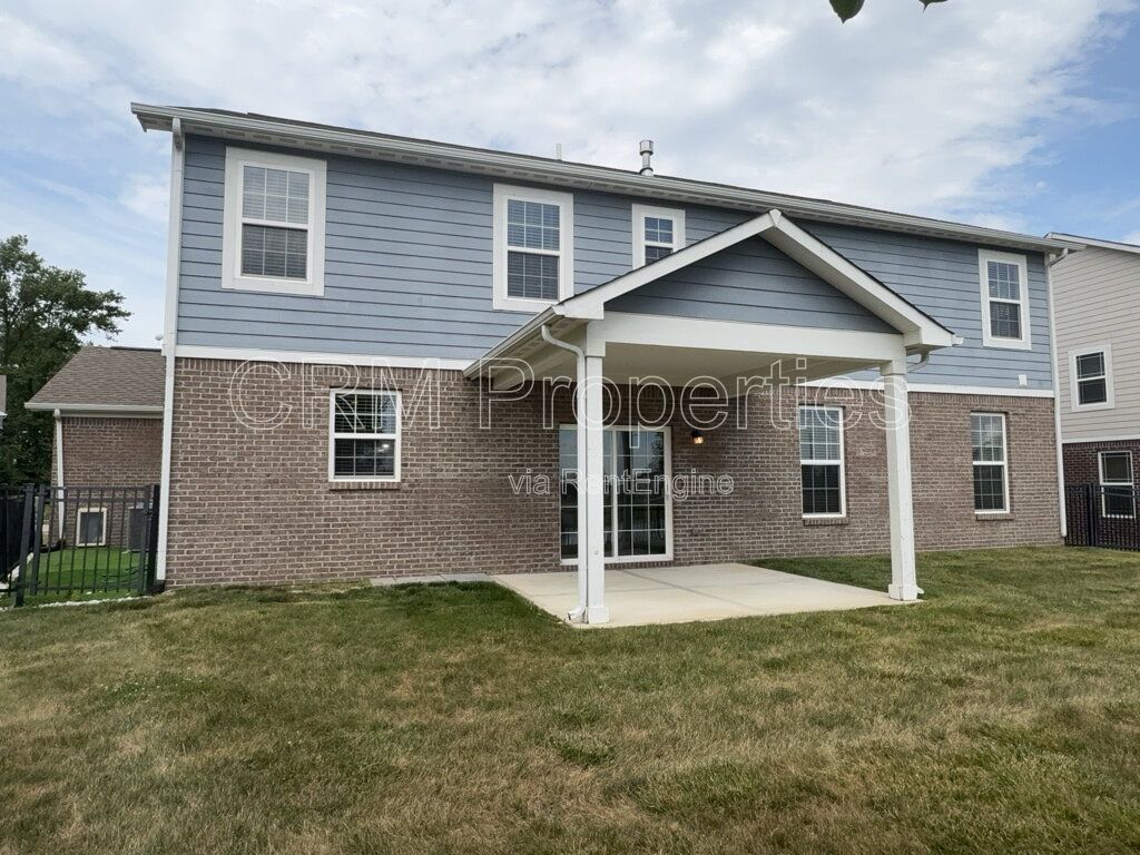 6311 BURGIN DR. WHITESTOWN property image