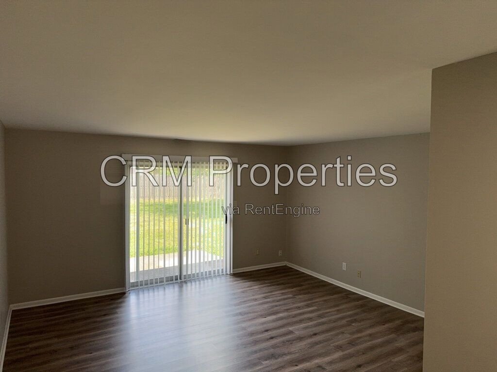 1420 E JEFFERSON ST. UNIT 02, FRANKLIN property image