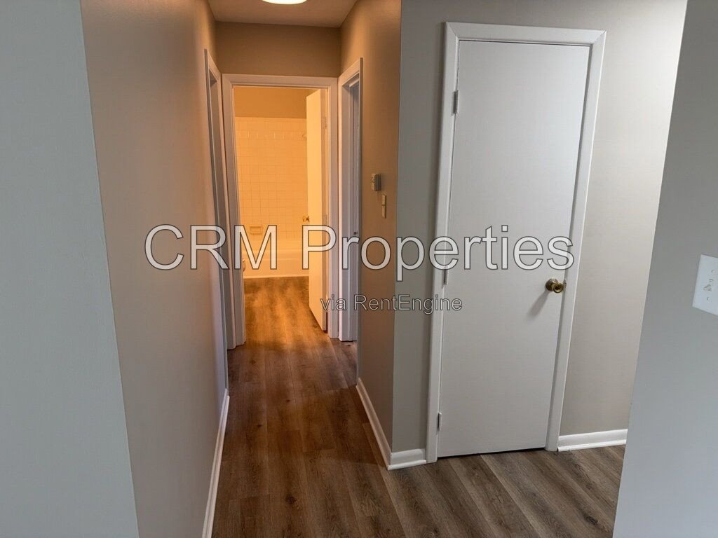 1420 E JEFFERSON ST. UNIT 02, FRANKLIN property image