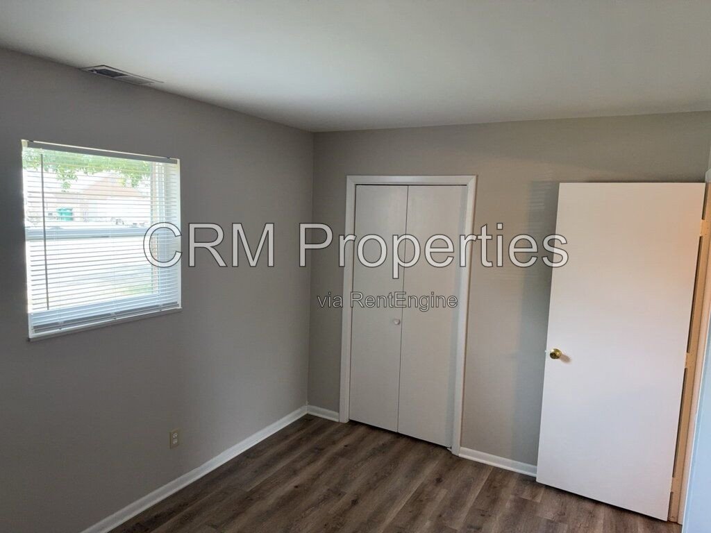 1420 E JEFFERSON ST. UNIT 02, FRANKLIN property image