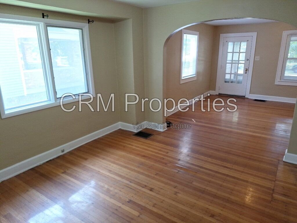 5247 N COLLEGE AVE. INDIANAPOLIS property image