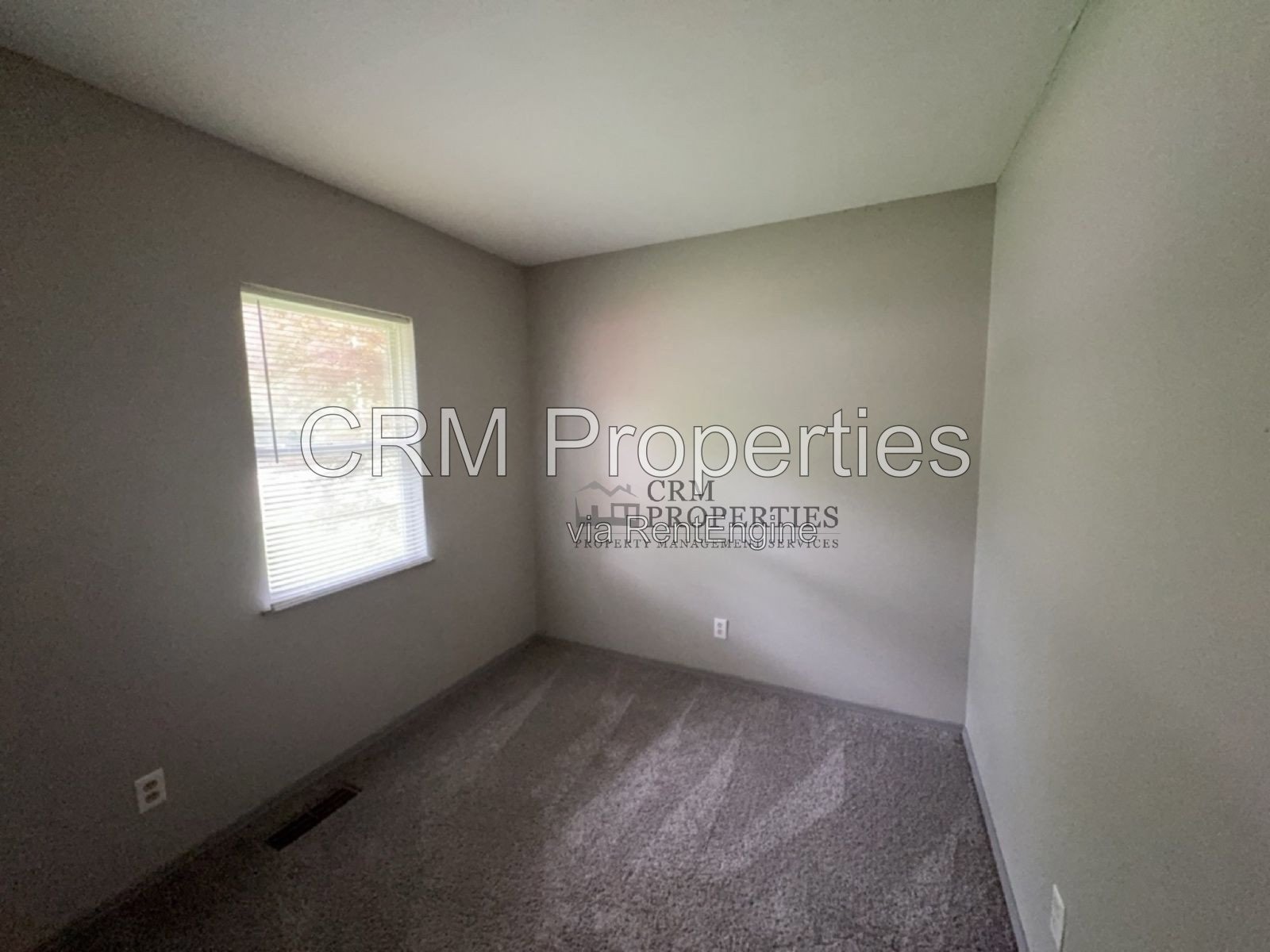 212 SOUTHLEA DR. KOKOMO property image