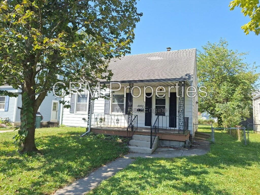 2203 S PERSHING DR. MUNCIE property image