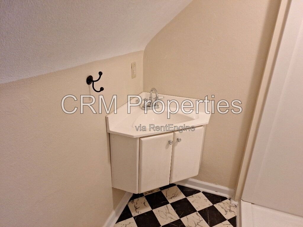 2203 S PERSHING DR. MUNCIE property image