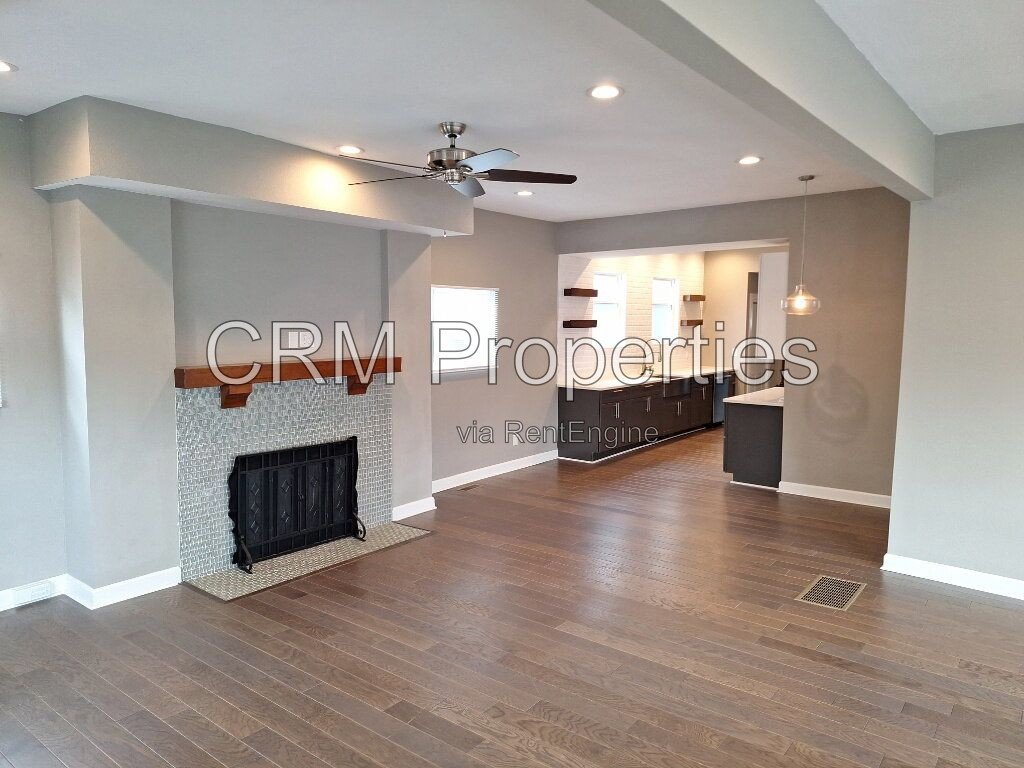 426 PARKWAY AVE. INDIANAPOLIS property image