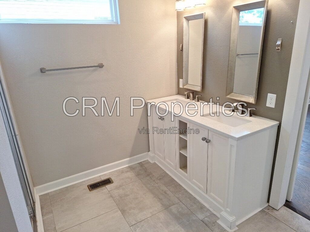 426 PARKWAY AVE. INDIANAPOLIS property image