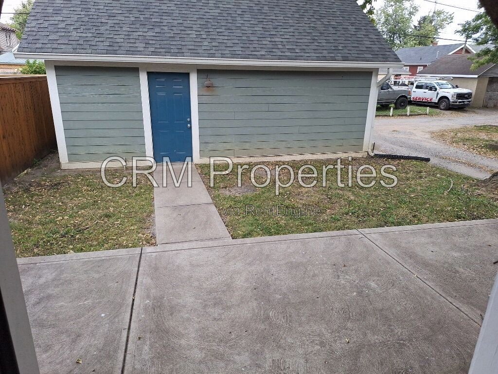 426 PARKWAY AVE. INDIANAPOLIS property image