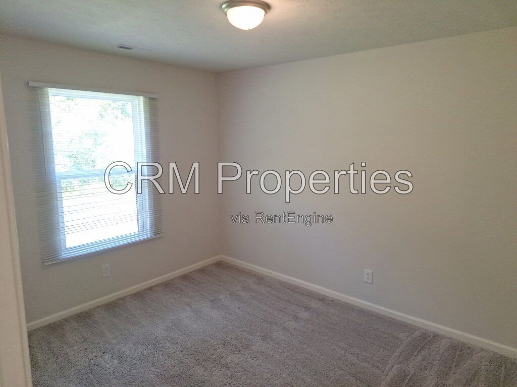 973 WOODLAND SPRINGS DR. CONNERSVILLE property image
