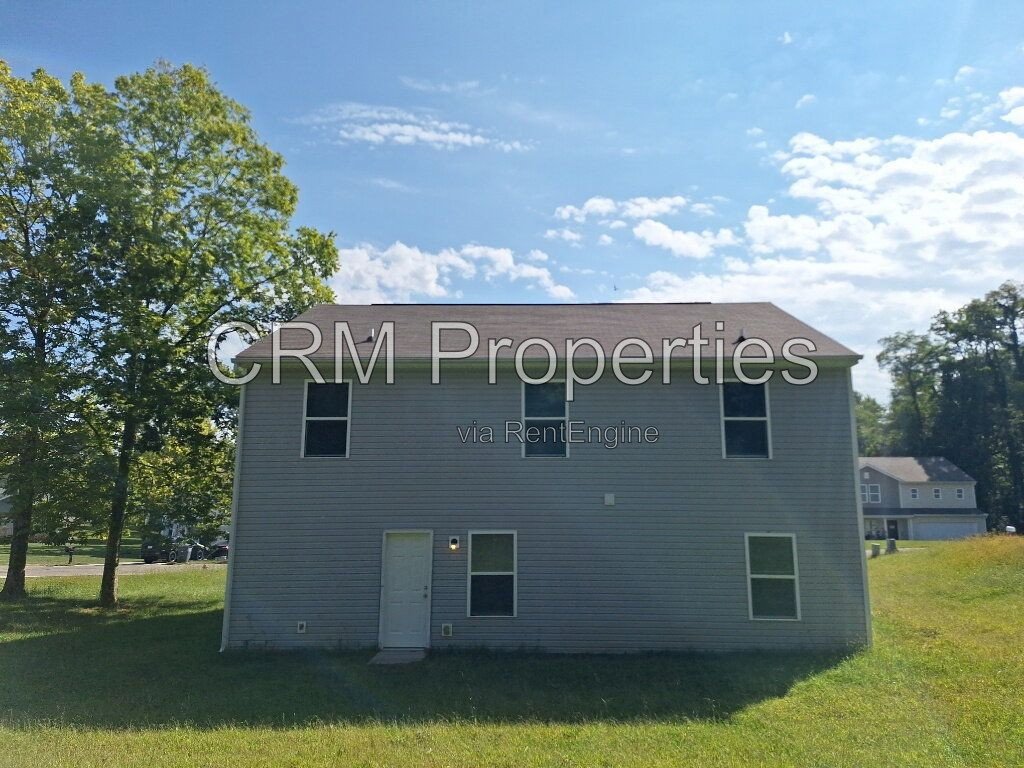 973 WOODLAND SPRINGS DR. CONNERSVILLE property image